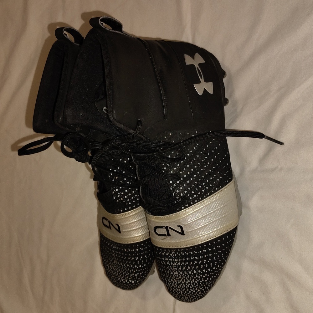 Under armour cleats - Picture 3 of 5